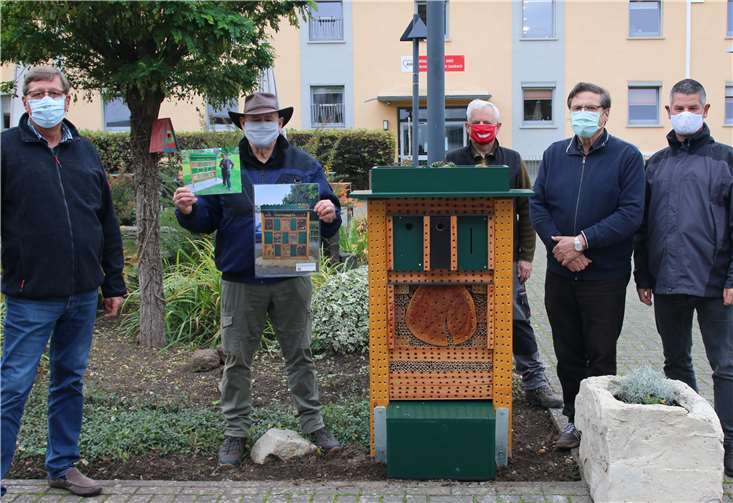 Freuen sich über die gelungene Aktion: v.l.n.r. Jürgen Gerz, Robert Hastenteufel, Carl Jung, Dieter Eppelsheimer, Wolfgang Scholz.Fotos: AWO Laubach