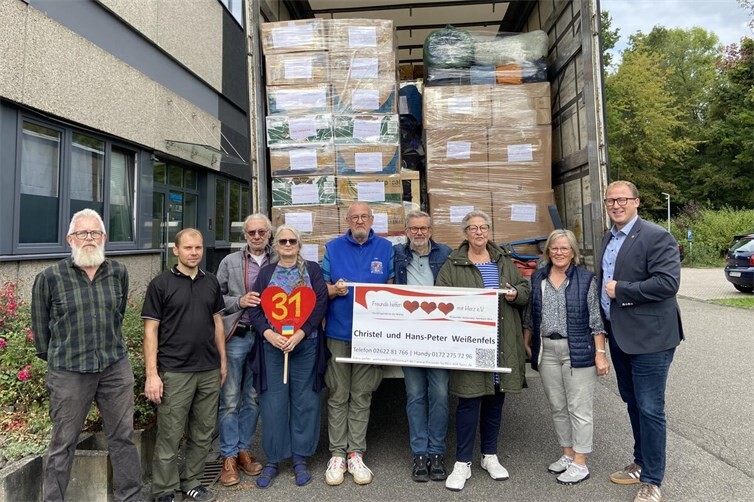 Freunde helfen ❤️❤️❤️ mit Herz e.V. - Christel und Hans-Peter Weißenfels mit Team, Sayner Straße 35, 56566 Neuwied