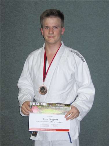 Freute sich über die Bronze-Medaille: Dennis Burghartz. privat