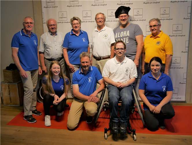 Freute sich über die großzügige Spende des LC Rhein-Wied: Der Verein Rollitennis e.V. privat