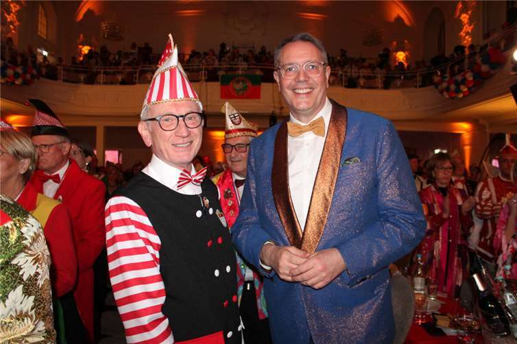 Freuten sich, dass das Närrische Kurhaus ins Kurhaus zurückkehrte: RLP-Ministerpräsident Alexander (rechts) und Kreisstadt-Bürgermeister Guido Orthen.