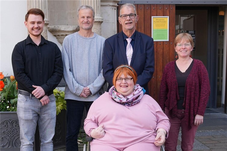 Freuten sich über die große Resonanz bei der Gedenkveranstaltung in der Koblenzer Citykirche (v. l. n. r.): Johannes Szymanski, Holger Großklos (Gesamtleitung Wohnhäuser), Angela Platz, Werner Schmelzer, Dr. Esther Abel
