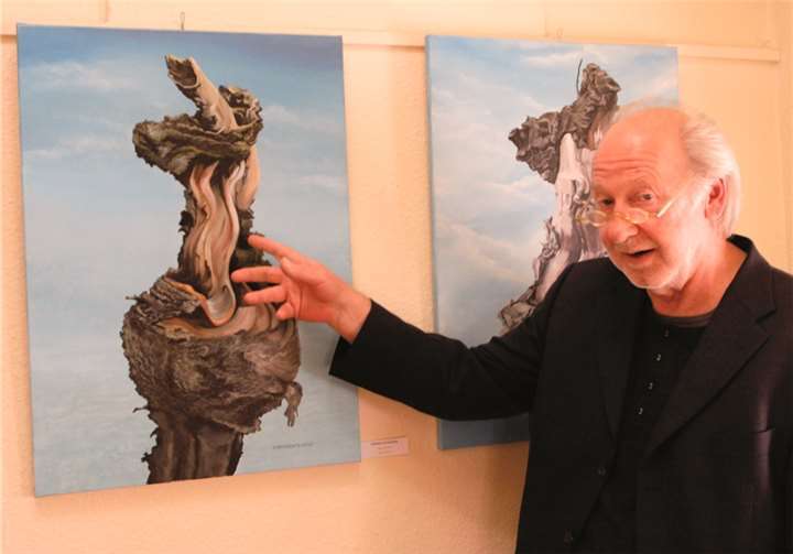 Fridhelm Schauerte stellt im Rathaus aus. SES