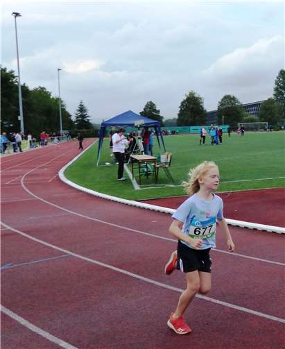 Frieda Balles nach dem Start im 800 m-Lauf.Foto: TV Cochem