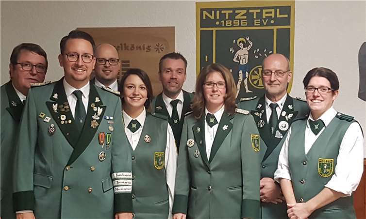 Friedhelm Keßner, Geschäftsführer Tobias Keßner, Schießmeister Benjamin Alheit, Beisitzerin Anna Keßner, Beisitzer Christoph Schmitt, Brudermeisterin Kerstin Müller, stellv. Brudermeister Gerd Müller, Kassiererin Stefani Alheit. Privat