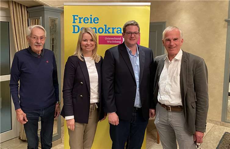 Friedrich Oettler, Alexander Gilles, Jessica Reinbold u. Jürgen Meinberg. Es fehlen vom Vorstand Joachim Schulz und Thorsten Grenzmeier. Foto: privat