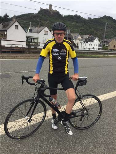 Fritz Hampel auf der Rad-Trainingsstrecke. Foto: privat