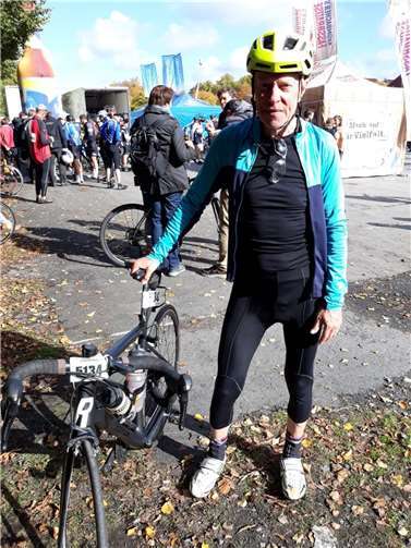 Fritz Hampel vor dem Start beim Münsterland-Giro.  Foto: Katharina Hampel