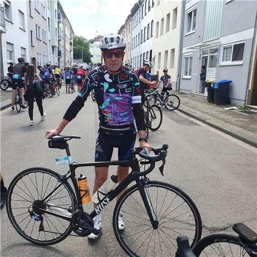 Fritz Hampel vor dem Start zur Deutschland Tour 2024 in Saarbrücken. Foto: privat