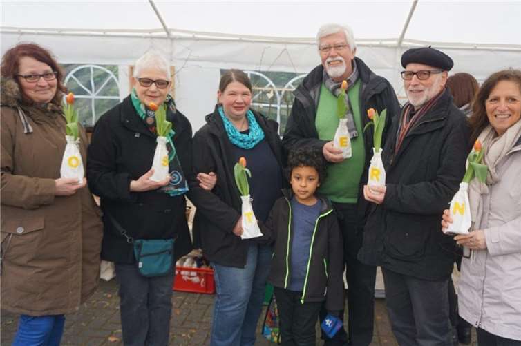 Frohe „Ostern“ wünschten die Helferinnen und Helfer von Inshuti.net. STUKO