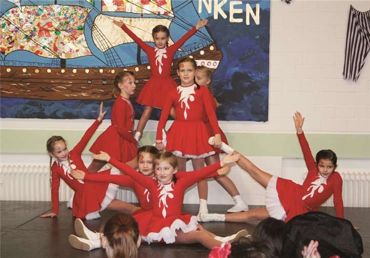 Früh übt sich, was ein große Sprühender Funke werden will.