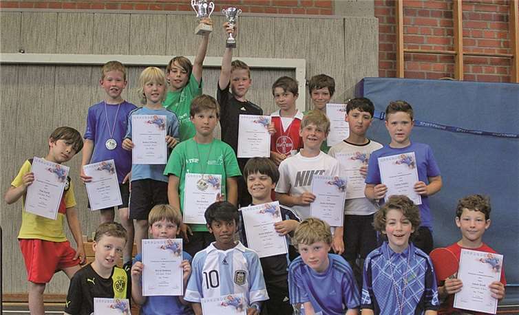 Früh übt sich, wer ein Meister werden will. Die Kinder und Jugendlichen des FC Pech haben dies getan.Privat