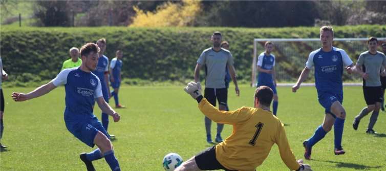 Frühes Pressing, Ballgewinne und ein gutes Kombinationsspiel sorgten für zahlreiche Chancen. Foto: Spvgg Cochem