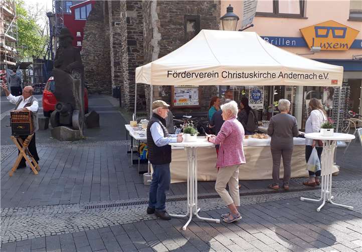 Frühlingsstand des Fördervereins Christuskirche Andernach.privat