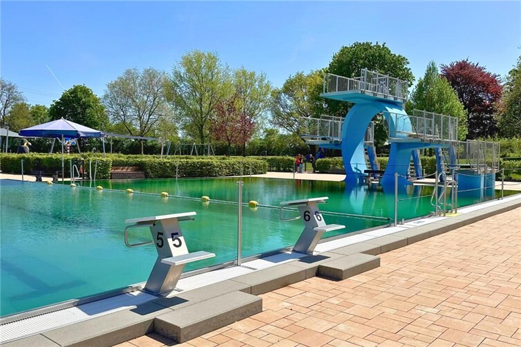 Frühschwimmen im Freibad Andernach 
