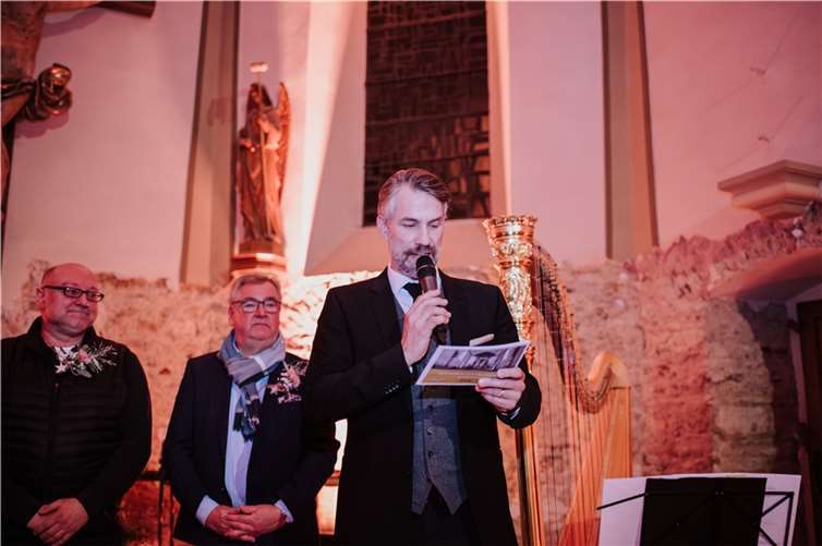 Führte durch den Abend: Moderator Stefan Bockelmann.Foto:Sarah Heimers/Melara Weddings