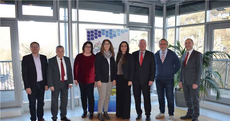 Fünf Bedienstete der Kreisverwaltung Cochem-Zell wurden anlässlich ihres Dienstjubiläums geehrt. Foto: Kreisverwaltung