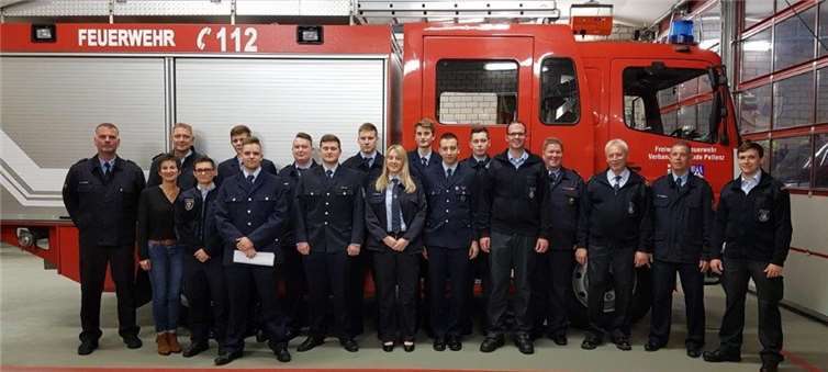 Fünf Feuerwehrleute aus der Pellenz nahmen erfolgreich am Atemschutzträger-Lehrgang teil. Foto: privat