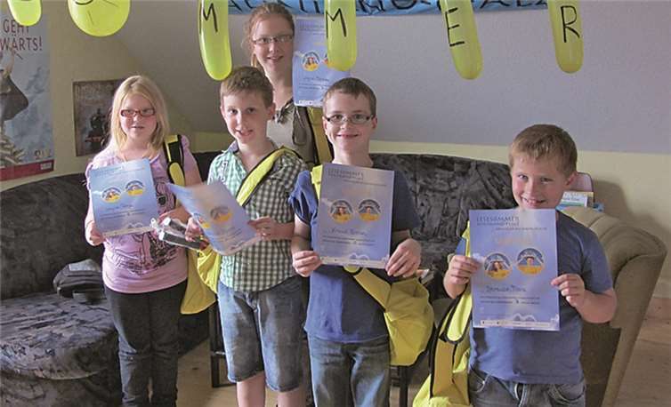 Fünf "Leseratten" holten ihre Geschenke zum Abschluss des diesjährigen Lesesommers Rheinland-Pfalz ab. privat