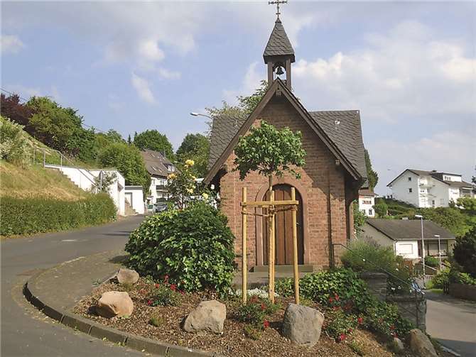 Für Bürger und Wanderer bietet sich an der Kapelle nun wieder eine wunderschöne Gelegenheit ein paar Minuten innezuhalten. privat