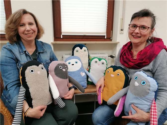 Für Claudia Kossmann (links) und Erzsèbet Endlein ist das Projekt ANIMO ein Herzensanliegen.  Foto: Beate Christ