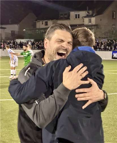 Finale - FV Engers sorgt für Pokal-Kracher Für Coach Sascha Watzlawik geht ein Traum in Erfüllung: Er beendet seine 13-jährige Ära beim FV Engers mit dem Finale im Rheinlandpokal.