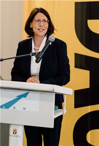 Sicherheit und Ordnung auf den Straßen Für Daniela Schmitt war es der erste Auftritt ls Ministerin für Wirtschaft, Verkehr, Landwirtschaft und Weinbau.