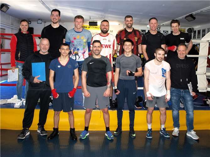 Für Hobby- und Freizeitsportler fand, organisiert durch den BC Top Sport e.V. Montabaur, einen Boxmarathon statt. Foto: privat