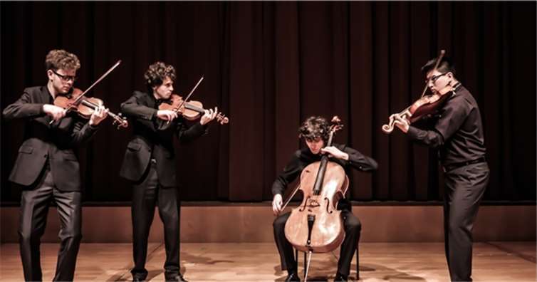 Für Streicherklänge der etwas anderen Art sorgt das vision string quartet. privat