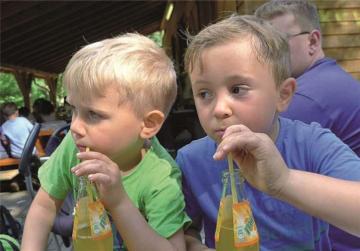 Für alle standengekühlte Getränke bereit.