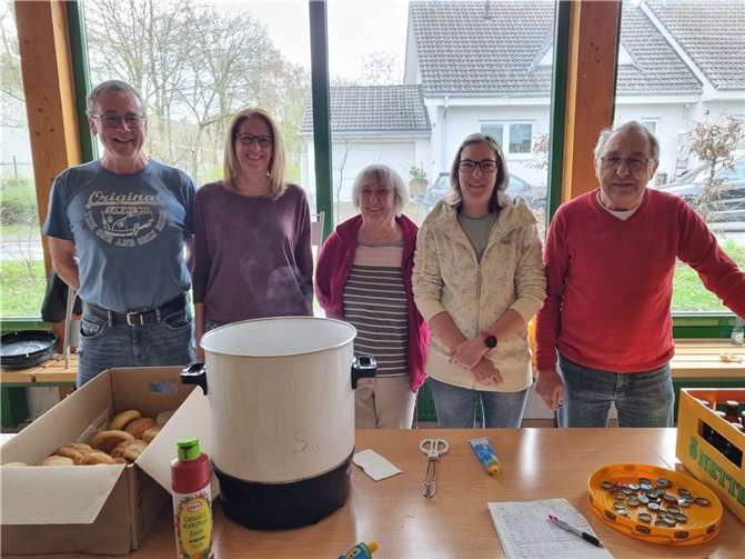 Für das leibliche Wohl war viel vorbereitet. Fotos: Marion Höfer