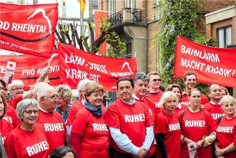 Für den Tag gegen Lärm ruft das Bürgernetzwerk Pro Rheintal zu stummen Mahnwachen im Rheintal auf. privat