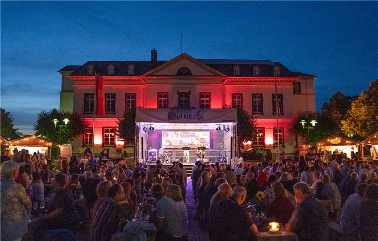 Für den Weinsommerabend stehen in diesem Jahr nur stark begrenzte Plätze zur Verfügung. Foto: Christoph Geron