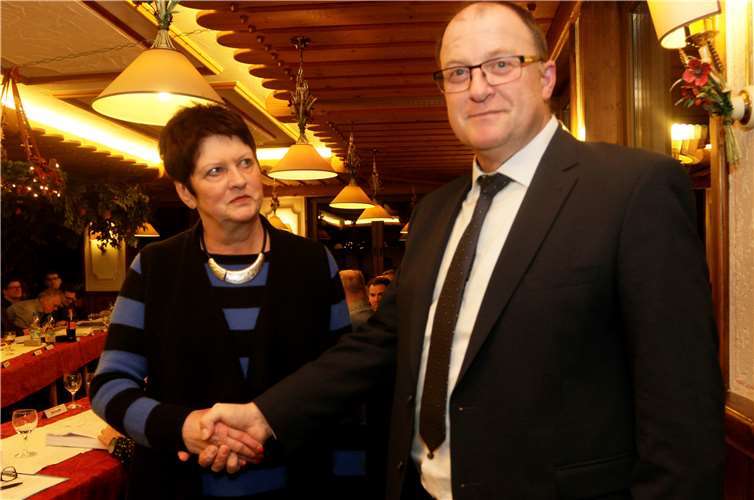 Für den ausgeschiedenen Nico Lares rückte Dietlinde Greifenhagen nach.SES