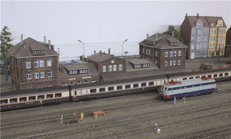 Für den interessierten Modelleisenbahner besteht im Rahmen der Ausstellung die Möglichkeit sich umfassend über das Thema Modelleisenbahn und den Verein zu informieren. privat