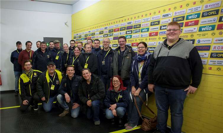 Für die 22 Teilnehmer war die Stadiontour ein ganz besonderes Erlebnis. privat