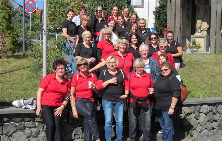 Für die Conjäckelche war die diesjährige Möhnentour eine Überraschung. privat