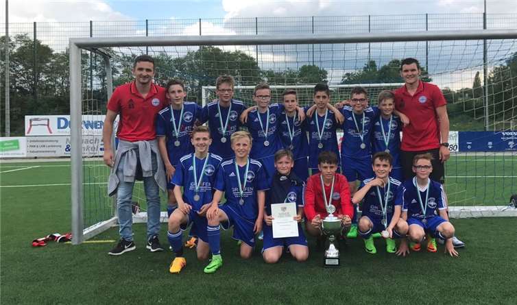 Für die D1 der SG 99 Andernach spielten: Alesandro Bechere, Arijan Alija, Jonas Schleich, Leonard Zerwas, Benjamin Saftig, Noah Rauschning, Alban Kryeziu, Anis Hasanovic, Luca Baltes, Maximilian Rehan, Nebi Pacolli, Martin Breil, Luca Bolz, Daniel Herbst, Philip Jax.Privat