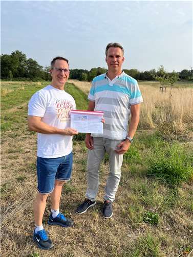 Für die Durchführung des Bürgerentscheides hätte es knapp 150 Unterschriften bedurft. Diese Zahl wurde rasch erreicht und ebenso schnell auf aktuell über 500 Unterschriften weit überboten. Quelle: FWG Kaltenengers
