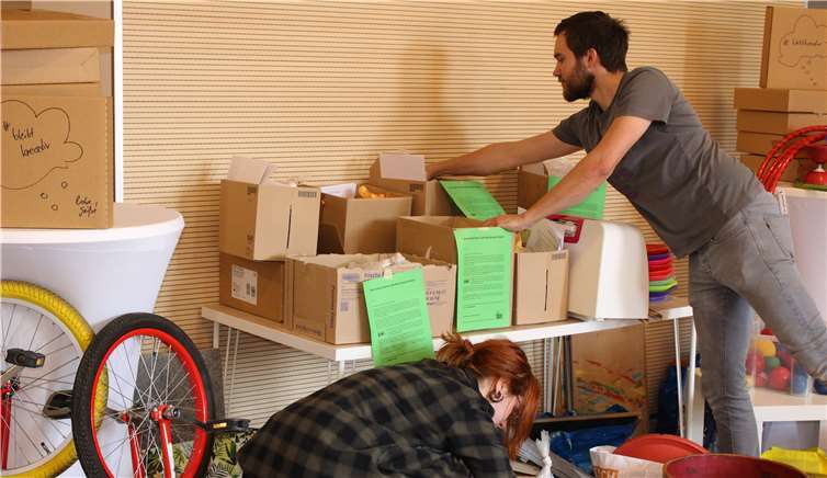 Für die Ferien werden stets neue professionelleProjekte bereitstellt, die weit über ein normalesBetreuungsangebot hinausgehen. Quelle: JuKuWe Koblenz