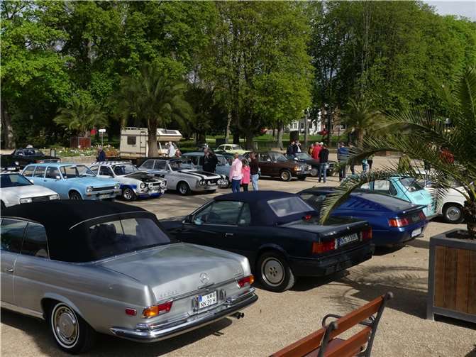 Voller Jubiläums-Kalender 2024 der badestädtischen Automobilisten Für die Freunde, Motorsportbegeisterten und Oldtimerliebhaber bietet der Ahr-Automobil-Club in seinem Jubiläumsjahr „100 Jahre AAC Bad Neuenahr“ einige Highlights. Foto: privat