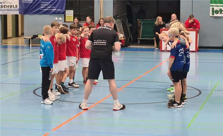 Für die HSG spielten: Maximilian Rau, Ben Maarten Hermann, Jona Bellinghausen, Paul Schwedhelm, Makoto Krämer, Maximilian Busse, Emil Mannebach, Henri Schrader, André Gebhardt. Foto: privat