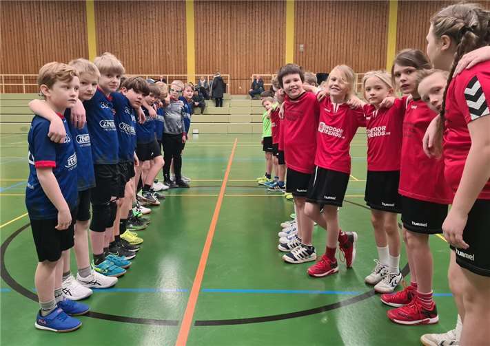 Für die HSG spielten Moritz Henkel, Max Zedler, André Gebhardt, Jaron Klenart, Liam Kirschen, Amira Hermann, Paul Schwedhelm, Noah Röther, Maximilian Rau, Emil Mannebach, Ruan Niehaber, Lukas Mai, Ben Maarten Hermann und Henri Schrader. Foto: privat