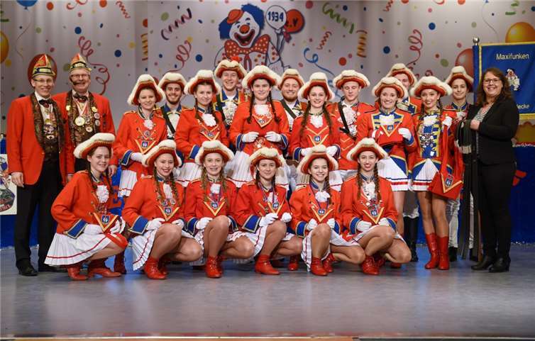 Für die Mädchen gab es dank der Spende neue Handtaschen und für die Jungs neue Gürtel. Privat