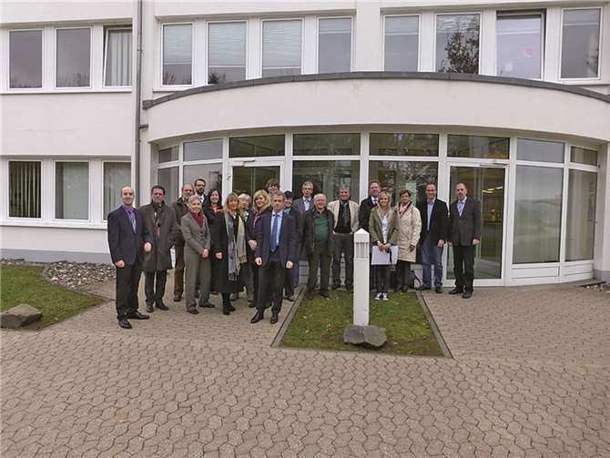 Für die Mitglieder des Arbeitskreises SchuleWirtschaft aus dem Kreis Ahrweiler und dem Kreis Mayen-Koblenz war es ein sehr interessanter Besuch beim Unternehmen wolfcraft in Kempenich.privat