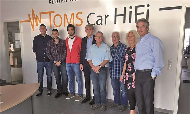 Neuer Standort wurde besichtigt Für die SPD Kruft und Marc Ruland, MdL war es ein aufschlussreicher Besuch bei „TOMS Car-HiFi“. privat