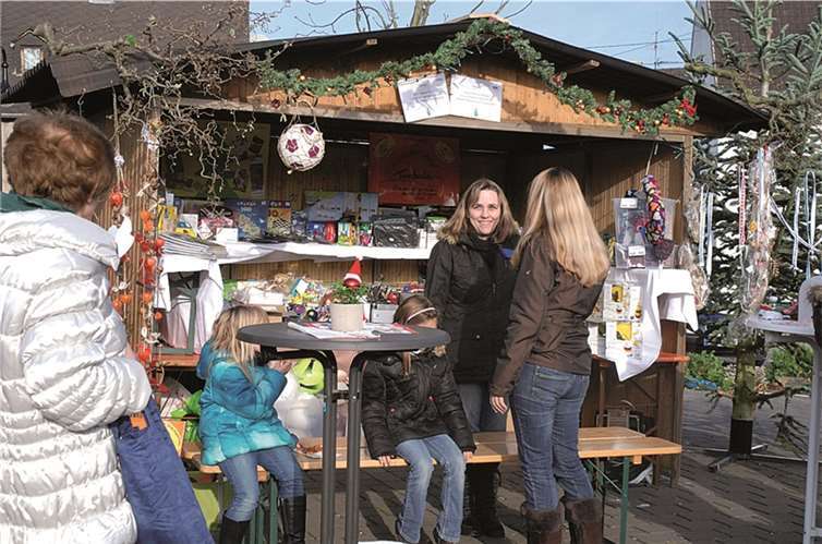 Für die Unterhaltung sorgte die große Tombola der Dreckspatzen (Förderverein der Kindertagesstätte) und das Glücksrad des TuS St. Sebatian. privat