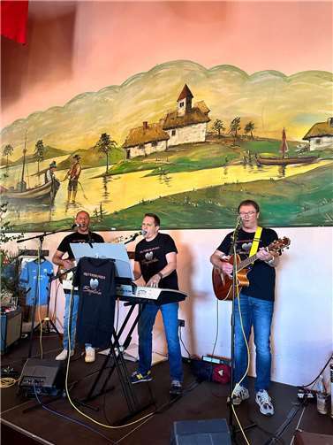 Livemusik, Stimmung und gute Laune Für die gute Stimmung waren unter anderem die Weitersburger Bengelcher zuständig.