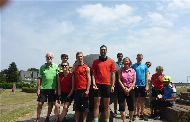 Für die motivierte Reisegruppe ging es an den Niederrhein. Fotos: privat