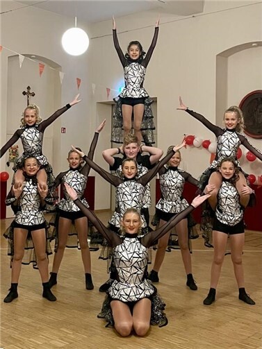 Für die neue Kinder- und Jugend-Showtanzgruppe erfüllte sich ein Traum. Foto: privat